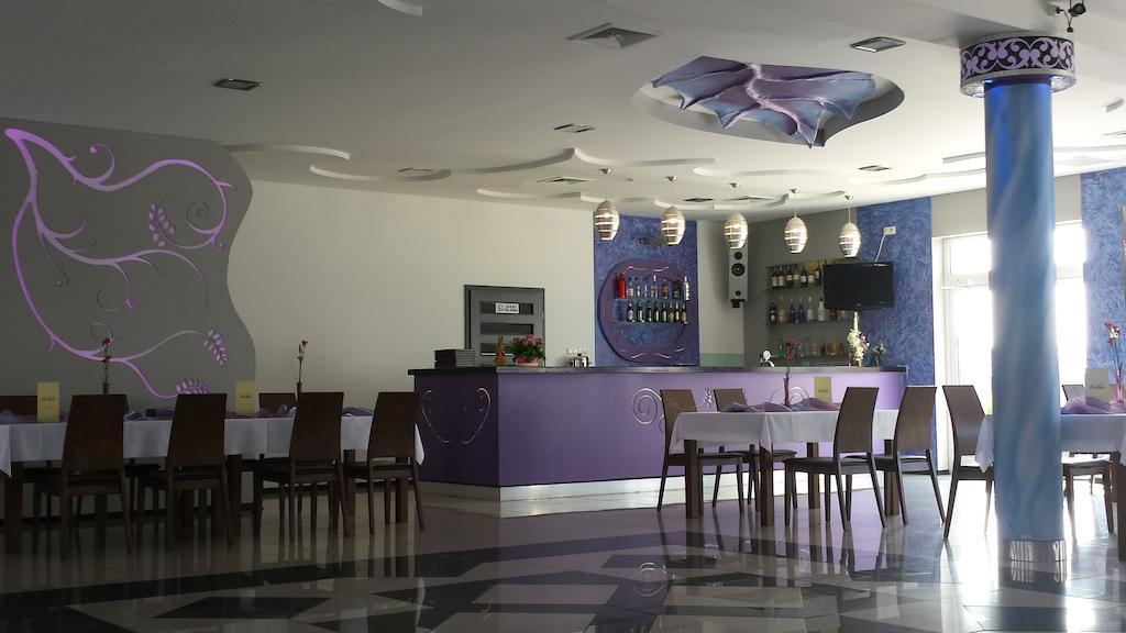 Restauracja Motel HalkaPłock エクステリア 写真